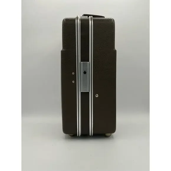 Platt Travel Bar Case Set includes key and most accessories - Picture 9 of 11